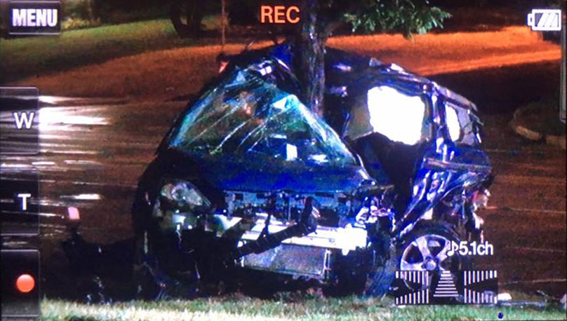 SUV vs Tree after crash in Schaumburg